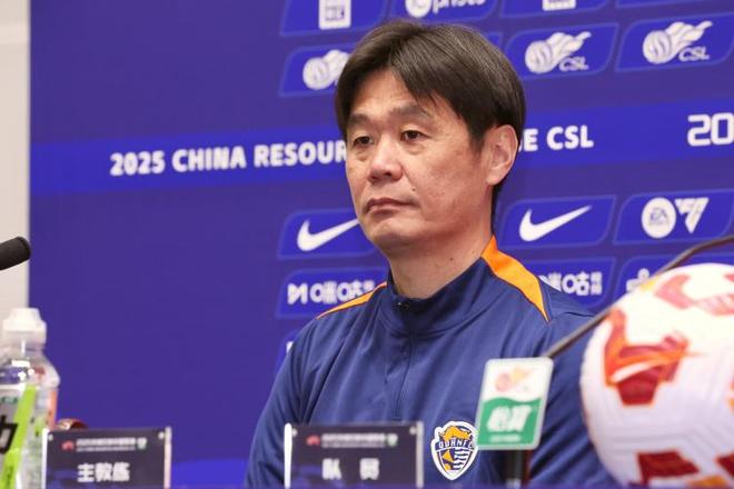 記者：青島海?；蜃饨鑷阈滦?，參與亞洲杯4戰(zhàn)。